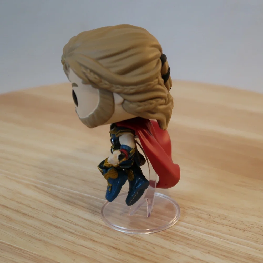 Funko Pop - Marvel: Thor #1040 (Thor: Love and Thunder) - [NO BOX] - Picture 4 of 4